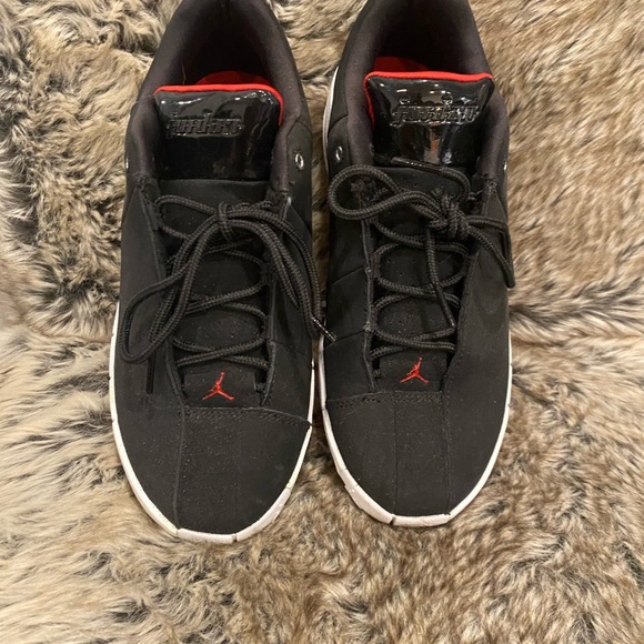 SOLD - Jordan TE 2 Low BG 6Y - Picture 4 of 6